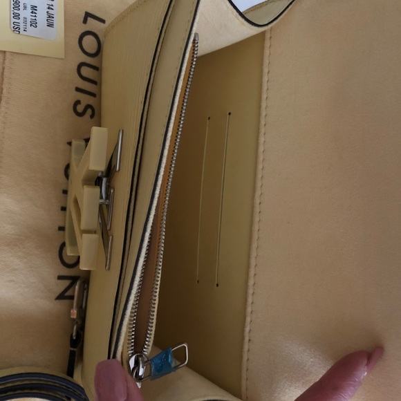 Louis Vuitton Epi Small Crossbody Purse - Picture 5 of 6